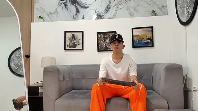 TWINKS FRIENDS online show from 03/03/26, 01:17