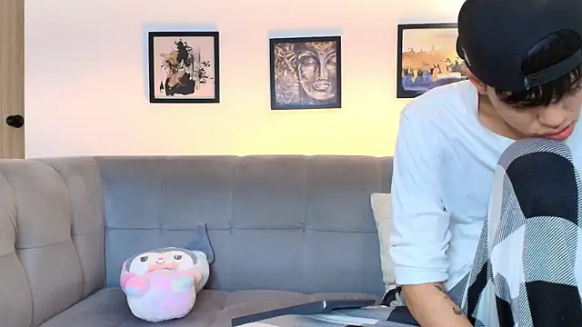 TWINKS FRIENDS online show from 04/15/26, 01:29