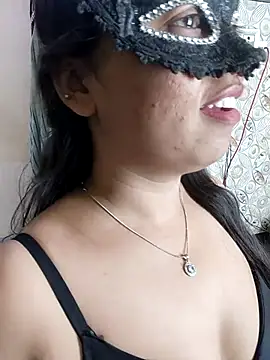 Iampriyaaa15 online show from 11/14/25, 11:53