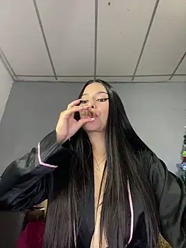 Snapshot of conejitadayy chatting on 12/04/25, 06:12 conejitadayy online show from 12/04/25, 06:12