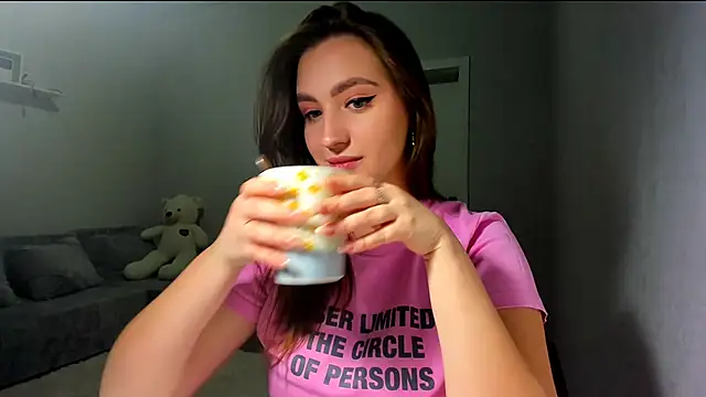 Snapshot of Wise_Bunny chatting on 03/02/26, 01:07 Wise Bunny online show from 03/02/26, 01:07