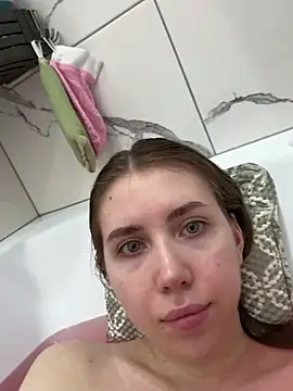 Snapshot of EvaAkins chatting on 03/24/26, 04:56 EvaAkins online show from 03/24/26, 04:56