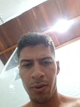 Snapshot of piterrr_hot chatting on 12/14/25, 03:01 piterrr hot online show from 12/14/25, 03:01