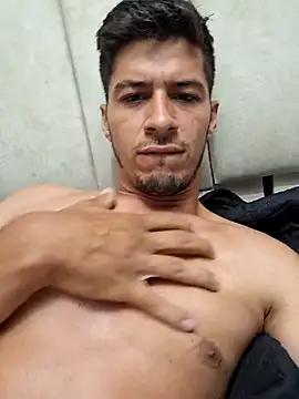 Snapshot of piterrr_hot chatting on 02/23/26, 12:46 piterrr hot online show from 02/23/26, 12:46