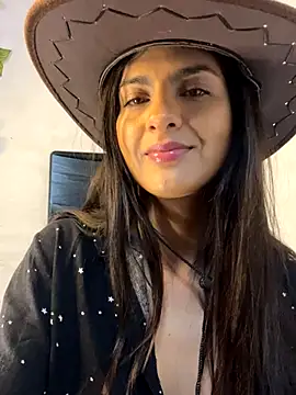 chicachocolate01 online show from 10/30/25, 02:13