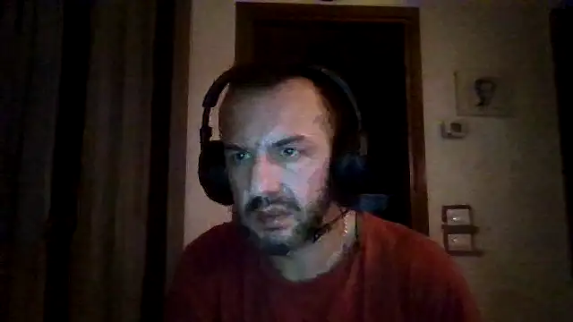 Snapshot of Anere84s chatting on 10/10/25, 01:26 Anere84s online show from 10/10/25, 01:26