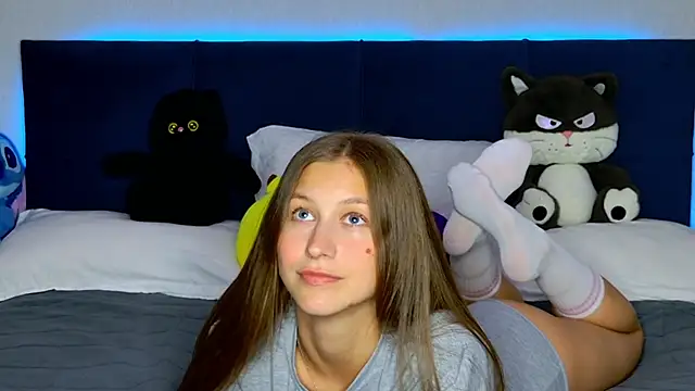 Snapshot of MissEmilyMiller chatting on 03/26/26, 07:08 MissEmilyMiller online show from 03/26/26, 07:08