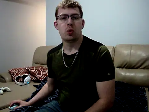 Snapshot of jungleking_88 chatting on 03/21/26, 03:48 jungleking 88 online show from 03/21/26, 03:48