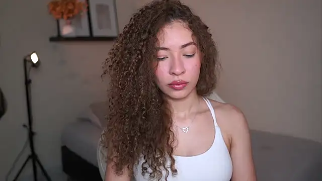 isabella-garcia- online show from 02/28/26, 01:50