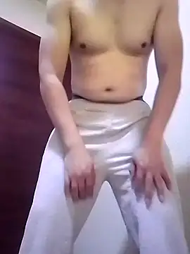 Snapshot of hotmanxxx84 chatting on 10/10/25, 02:49 hotmanxxx84 online show from 10/10/25, 02:49