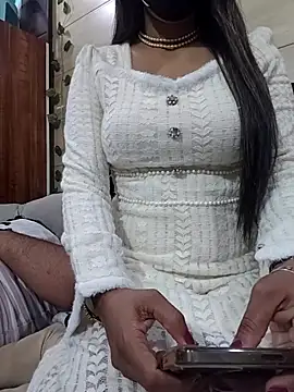 Snapshot of dollysapna1 chatting on 11/26/25, 05:14 dollysapna1 online show from 11/26/25, 05:14