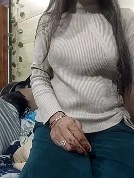 Snapshot of dollysapna1 chatting on 02/01/26, 04:38 dollysapna1 online show from 02/01/26, 04:38