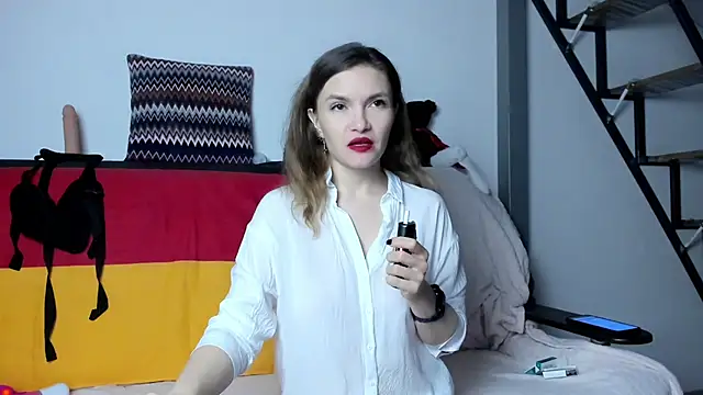 Snapshot of Katherine_Twilight chatting on 01/24/25, 03:24 Katherine Twilight online show from 01/24/25, 03:24