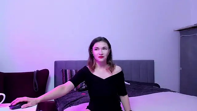 Katherine Twilight online show from 11/06/25, 03:46