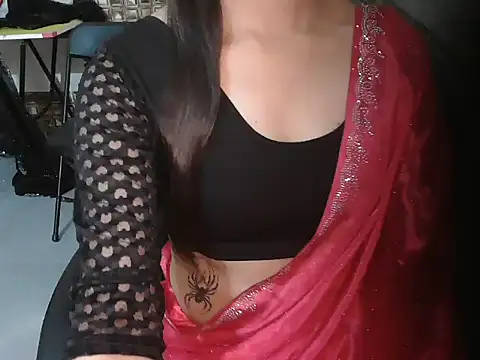 Snapshot of lovepihuu chatting on 03/31/26, 05:52 lovepihuu online show from 03/31/26, 05:52