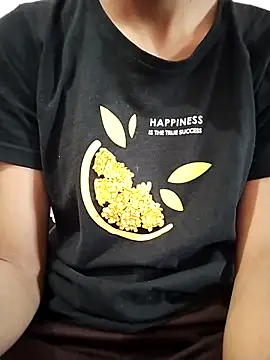 Snapshot of Sx-Maniya chatting on 12/17/25, 10:43 Sx-Maniya online show from 12/17/25, 10:43