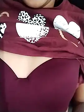 Snapshot of Sx-Maniya chatting on 04/19/26, 11:53 Sx-Maniya online show from 04/19/26, 11:53