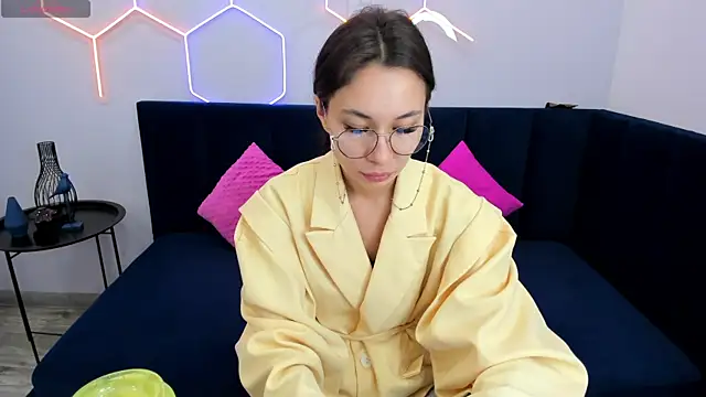 Kat  cat online show from 11/03/25, 01:29