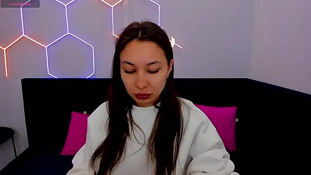 Snapshot of Kat__cat chatting on 03/09/26, 01:53 Kat cat online show from 03/09/26, 01:53