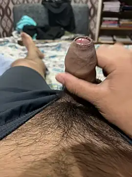 Snapshot of innocent1guy chatting on 09/12/25, 05:35 innocent1guy online show from 09/12/25, 05:35