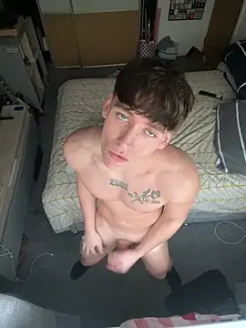 naughtyboy0124 online show from 02/15/26, 04:47