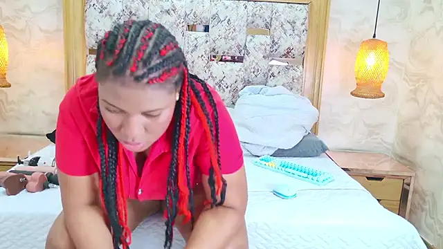 ZOLEY WATSON online show from 11/25/25, 03:06