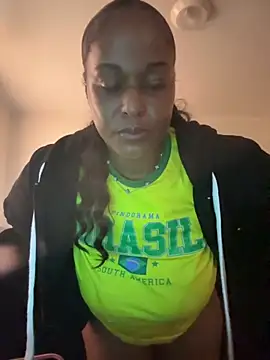 yummy0322 online show from 10/01/25, 12:44