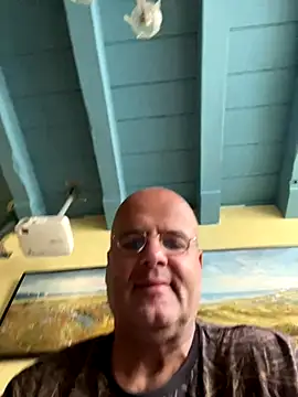 Renebisex online show from 10/31/25, 10:05