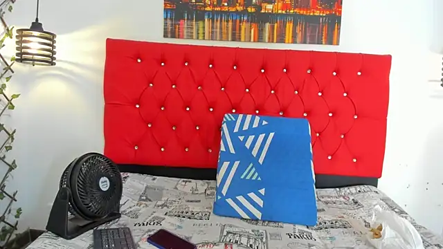 carolinacrus01 online show from 11/03/25, 02:51