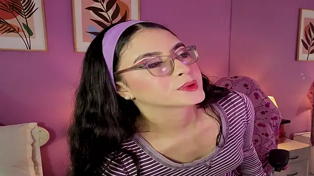 Snapshot of LiLLiAnderson chatting on 09/25/25, 11:47 LiLLiAnderson online show from 09/25/25, 11:47