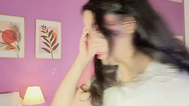 Snapshot of LiLLiAnderson chatting on 10/08/25, 11:41 LiLLiAnderson online show from 10/08/25, 11:41