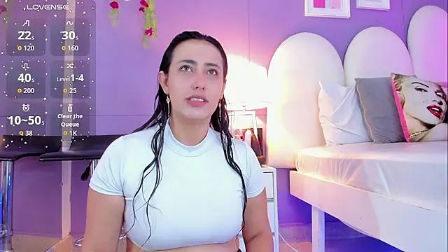 my aleja  online show from 11/05/25, 02:50