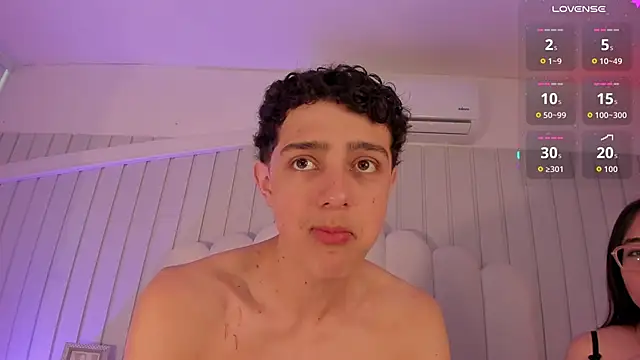 Snapshot of juliie_star chatting on 03/29/26, 10:21 juliie star online show from 03/29/26, 10:21