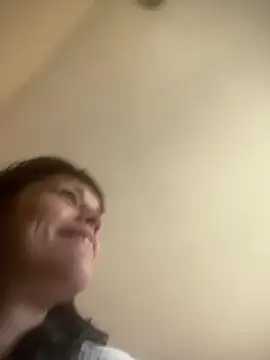 Snapshot of SarettaB90 chatting on 09/29/25, 12:10 SarettaB90 online show from 09/29/25, 12:10