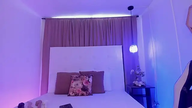 M0lly Beckers online show from 10/01/25, 02:01