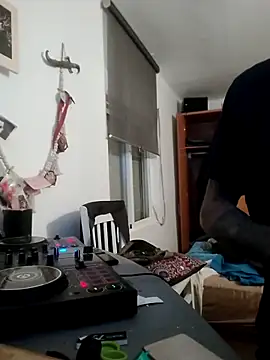 Zk1980 online show from 10/27/25, 02:26