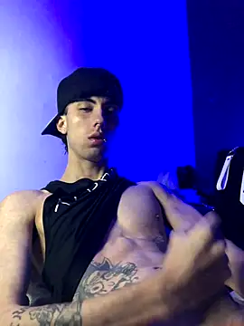 Snapshot of redmen69 chatting on 10/06/25, 06:11 redmen69 online show from 10/06/25, 06:11