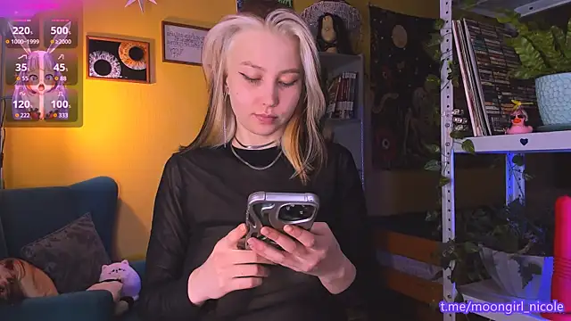 Nicole matt online show from 11/23/25, 08:19