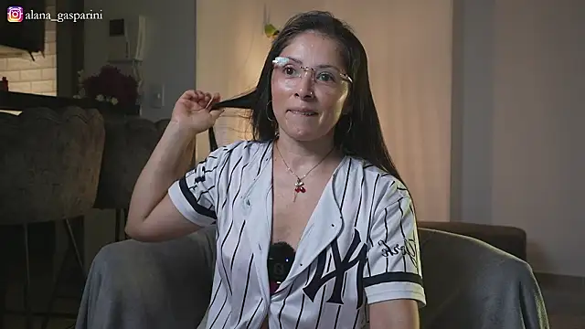 alana gasparini online show from 03/06/26, 02:30