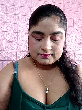 Snapshot of hornyriyanka chatting on 03/14/26, 02:28 hornyriyanka online show from 03/14/26, 02:28