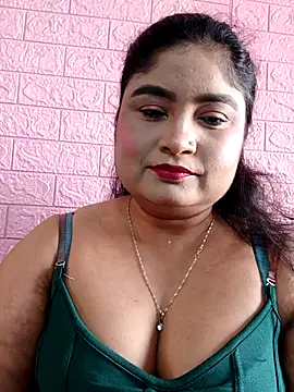 Snapshot of hornyriyanka chatting on 03/25/26, 03:12 hornyriyanka online show from 03/25/26, 03:12