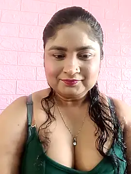 Snapshot of hornyriyanka chatting on 04/01/26, 02:34 hornyriyanka online show from 04/01/26, 02:34