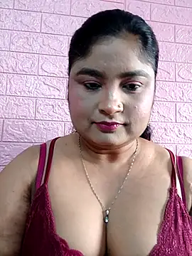 Snapshot of hornyriyanka chatting on 04/05/26, 02:31 hornyriyanka online show from 04/05/26, 02:31