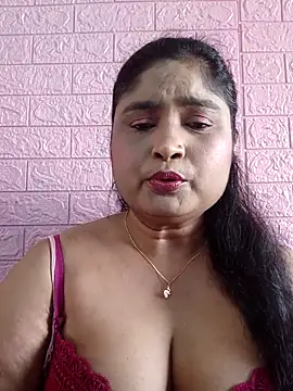 Snapshot of hornyriyanka chatting on 04/14/26, 03:45 hornyriyanka online show from 04/14/26, 03:45