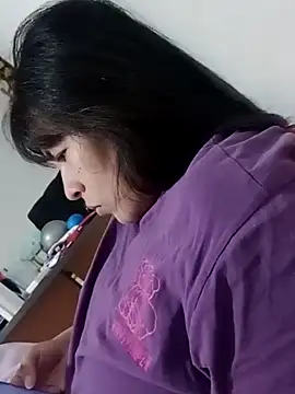 Nahuandjeatriplex online show from 09/28/25, 03:56