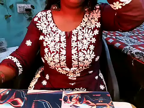 Snapshot of PREETI_BABY chatting on 04/23/26, 04:03 PREETI BABY online show from 04/23/26, 04:03