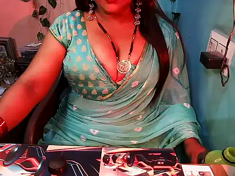 Snapshot of PREETI_BABY chatting on 05/04/26, 03:52 PREETI BABY online show from 05/04/26, 03:52