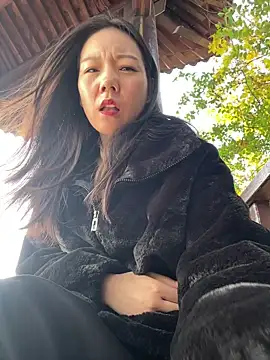 Snapshot of xinmeng-000 chatting on 11/02/25, 06:16 xinmeng-000 online show from 11/02/25, 06:16