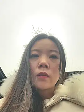 xinmeng-000 online show from 12/22/25, 03:47