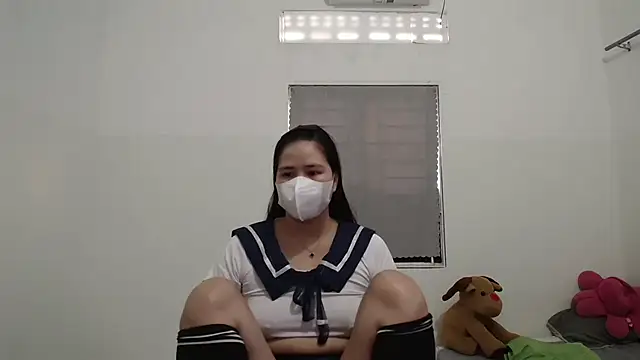 Snapshot of Grass_99 chatting on 03/24/26, 10:31 Grass 99 online show from 03/24/26, 10:31